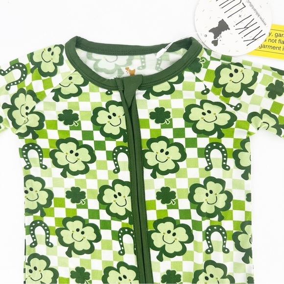 NWT Kiki +LuLu Bamboo Pajamas Size 18-24M Irish Shamrock Lucky Four Leaf Clover - Picture 3 of 6